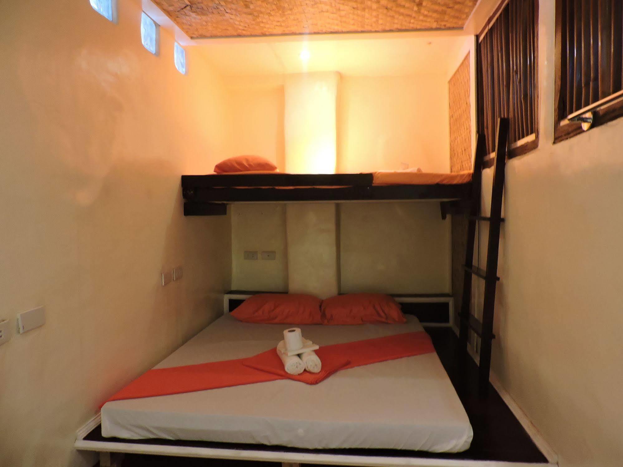 Orange Mangrove Pension House By Sms Hospitality Puerto Princesa Exterior photo